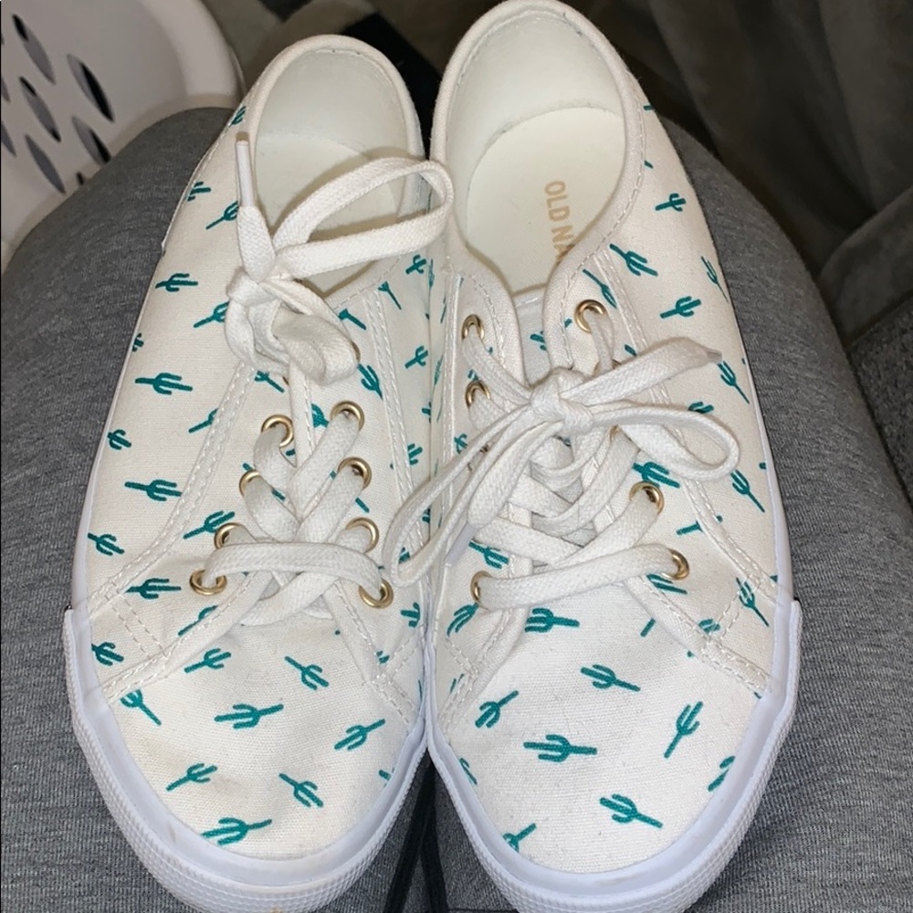 Old Navy Cactus Shoes